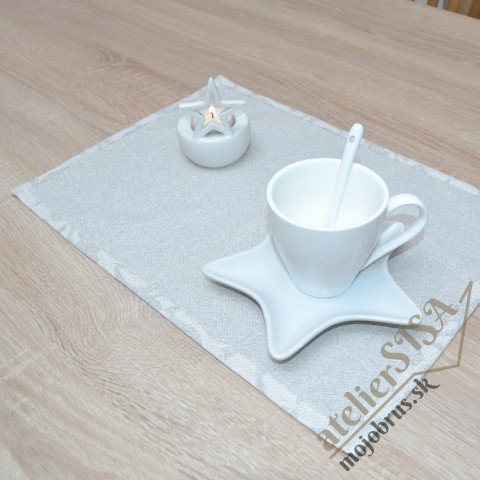 Sviatočné prestieranie SILVER ORNAMENT - strieborné Vianoce