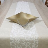 Slávnostný obrus GOLD ORNAMENT - biele ornamenty na obruse